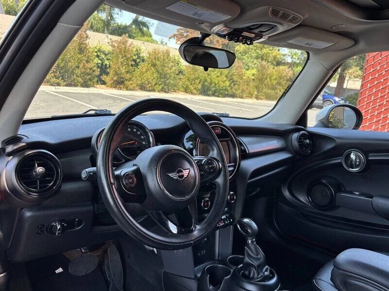 2017 Mini Mini 3rd Gen - Image 8 of 18