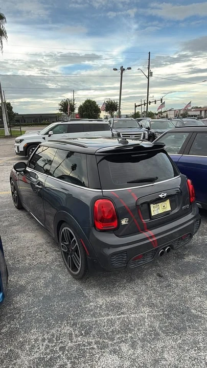 2017 Mini Mini Cooper S 3rd Gen - Image 3 of 5