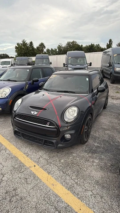 2017 Mini Mini Cooper S 3rd Gen - Image 2 of 5