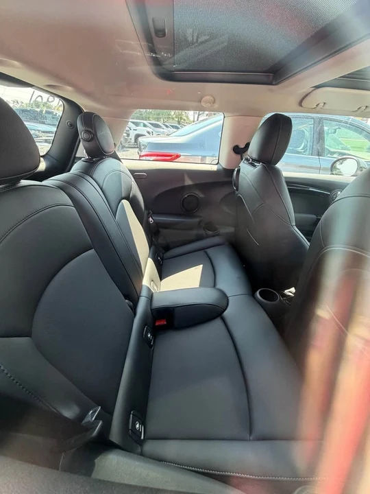 2017 Mini Mini 3rd Gen - Image 9 of 9