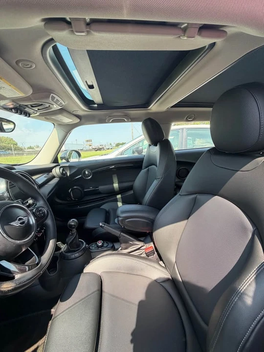 2017 Mini Mini 3rd Gen - Image 7 of 9