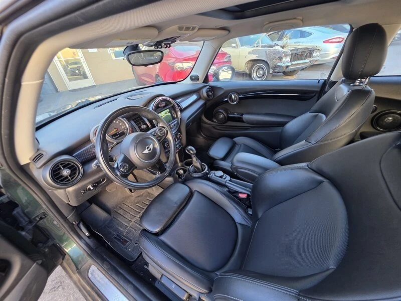 2017 Mini Mini Cooper S 3rd Gen - Image 14 of 17
