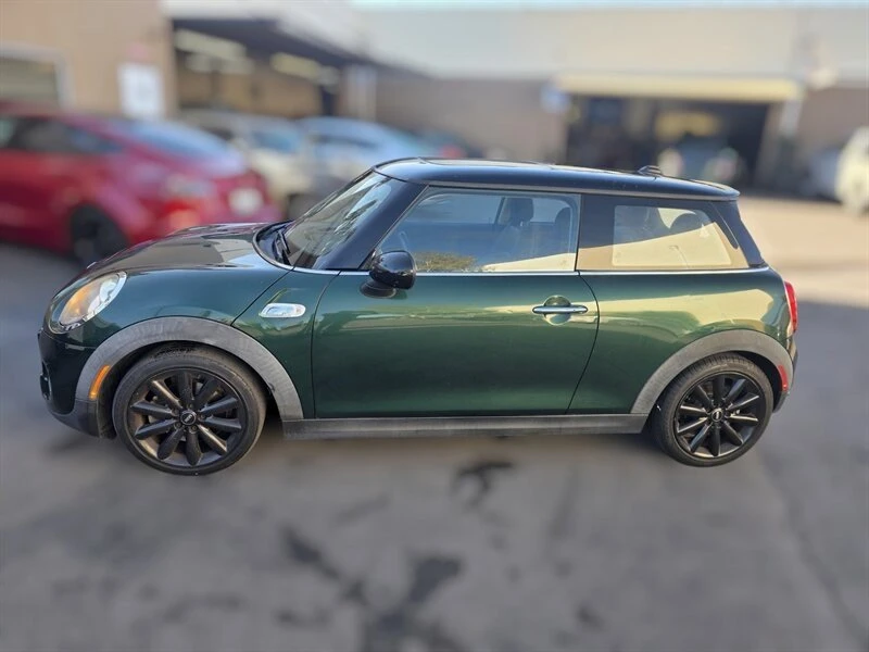 2017 Mini Mini Cooper S 3rd Gen - Image 8 of 17