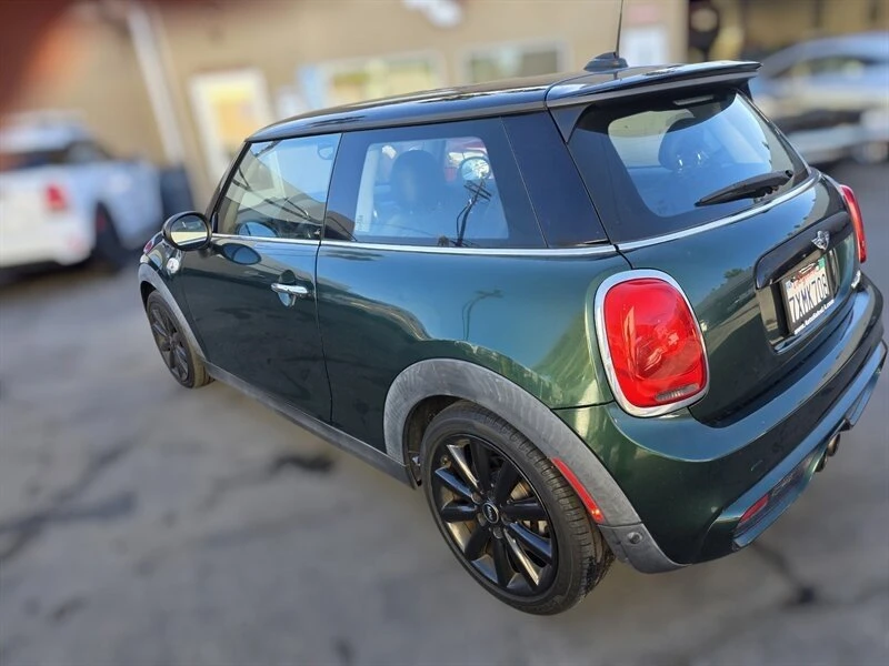 2017 Mini Mini Cooper S 3rd Gen - Image 9 of 17
