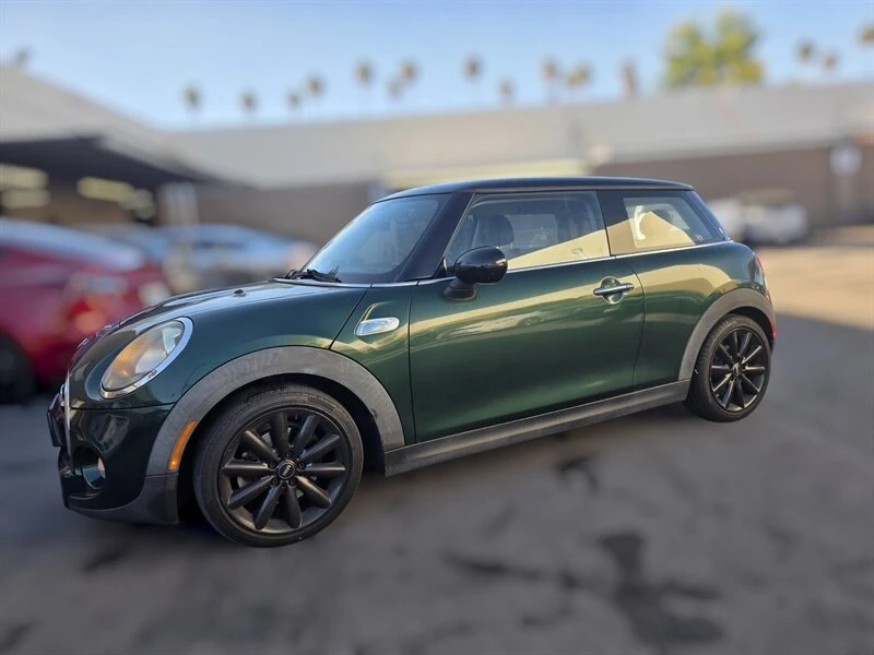 2017 Mini Mini Cooper S 3rd Gen - Image 4 of 17