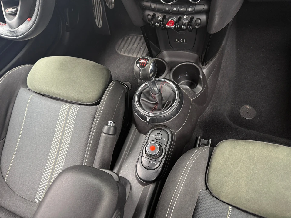 2017 Mini Mini John Cooper Works 3rd Gen - Image 9 of 31