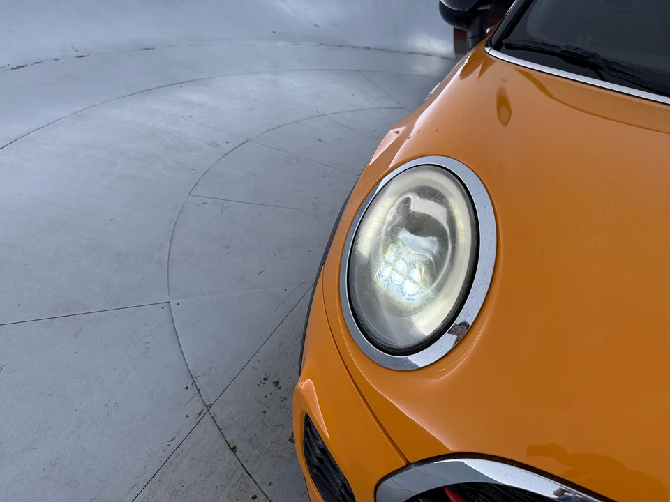 2017 Mini Mini John Cooper Works 3rd Gen - Image 17 of 31