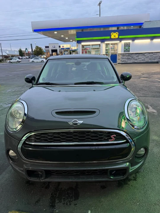 2017 Mini Mini 3rd Gen - Image 3 of 11