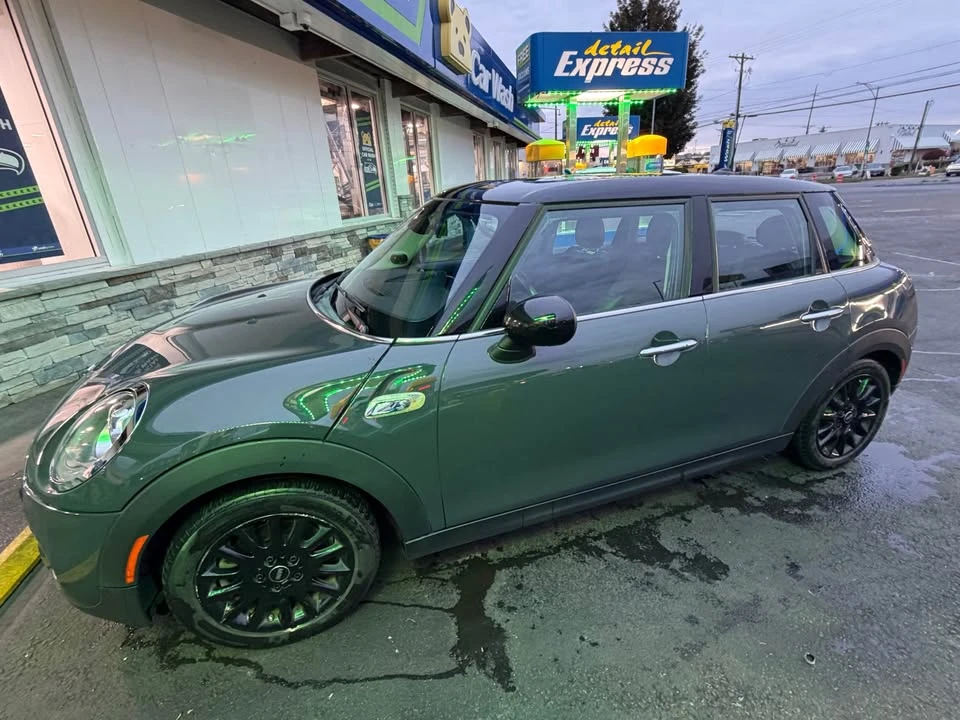 2017 Mini Mini 3rd Gen - Image 4 of 11