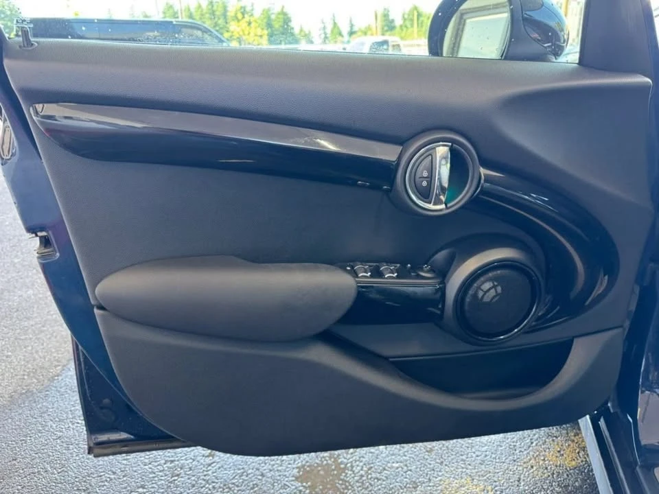 2017 Mini Mini Cooper S 3rd Gen - Image 12 of 20