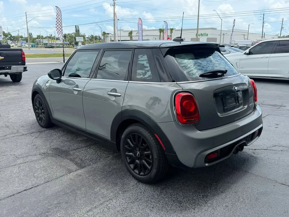 2017 Mini Mini Cooper S 3rd Gen - Image 5 of 17