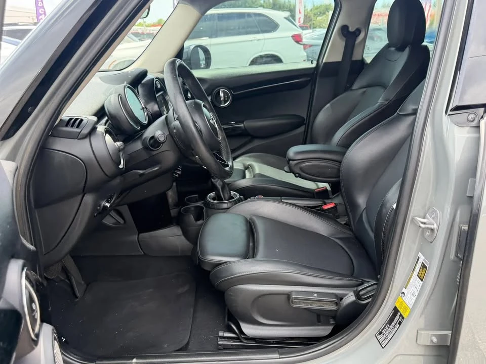2017 Mini Mini Cooper S 3rd Gen - Image 9 of 17