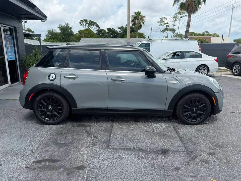 2017 Mini Mini Cooper S 3rd Gen - Image 8 of 17