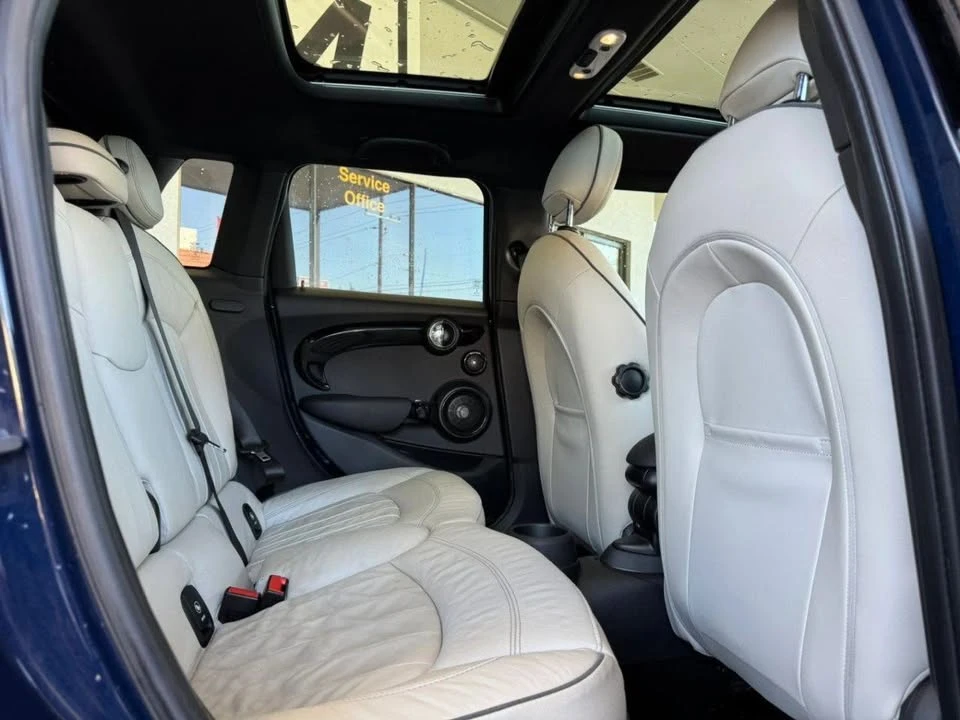 2017 Mini Mini Cooper S 3rd Gen - Image 19 of 20