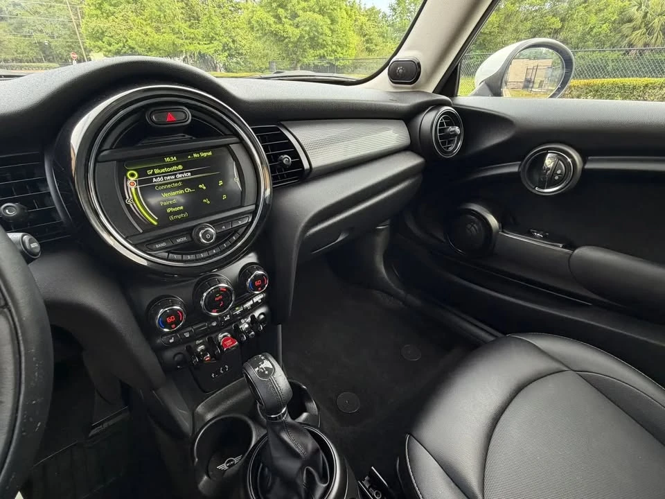 2017 Mini Mini 3rd Gen - Image 12 of 20
