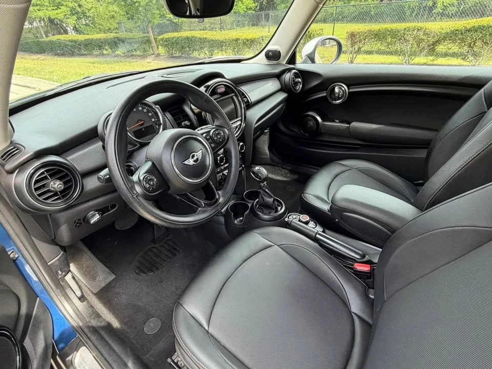 2017 Mini Mini 3rd Gen - Image 6 of 20