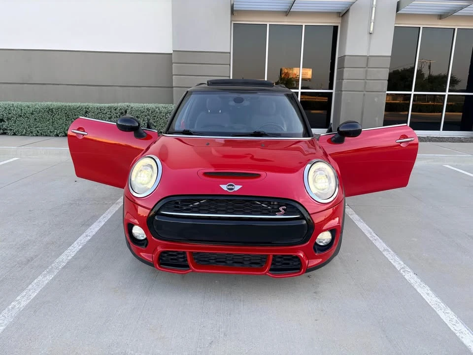 2017 Mini Mini Cooper S 3rd Gen - Image 15 of 18