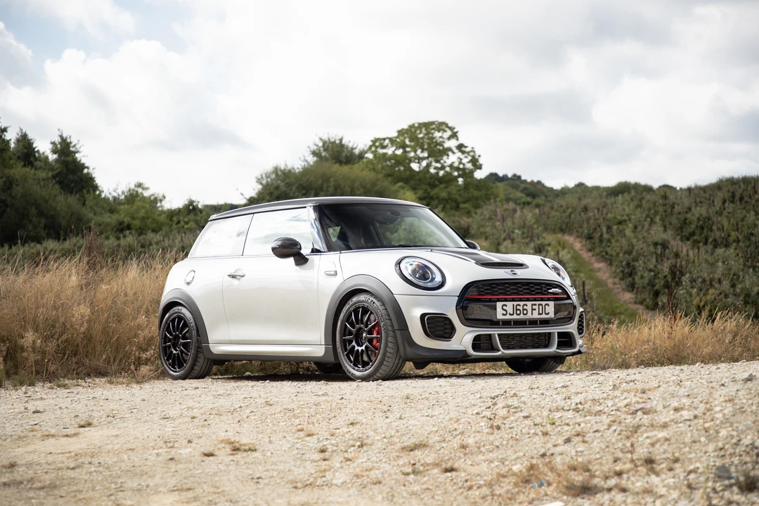 2017 Mini Mini John Cooper Works 3rd Gen - Image 12 of 31