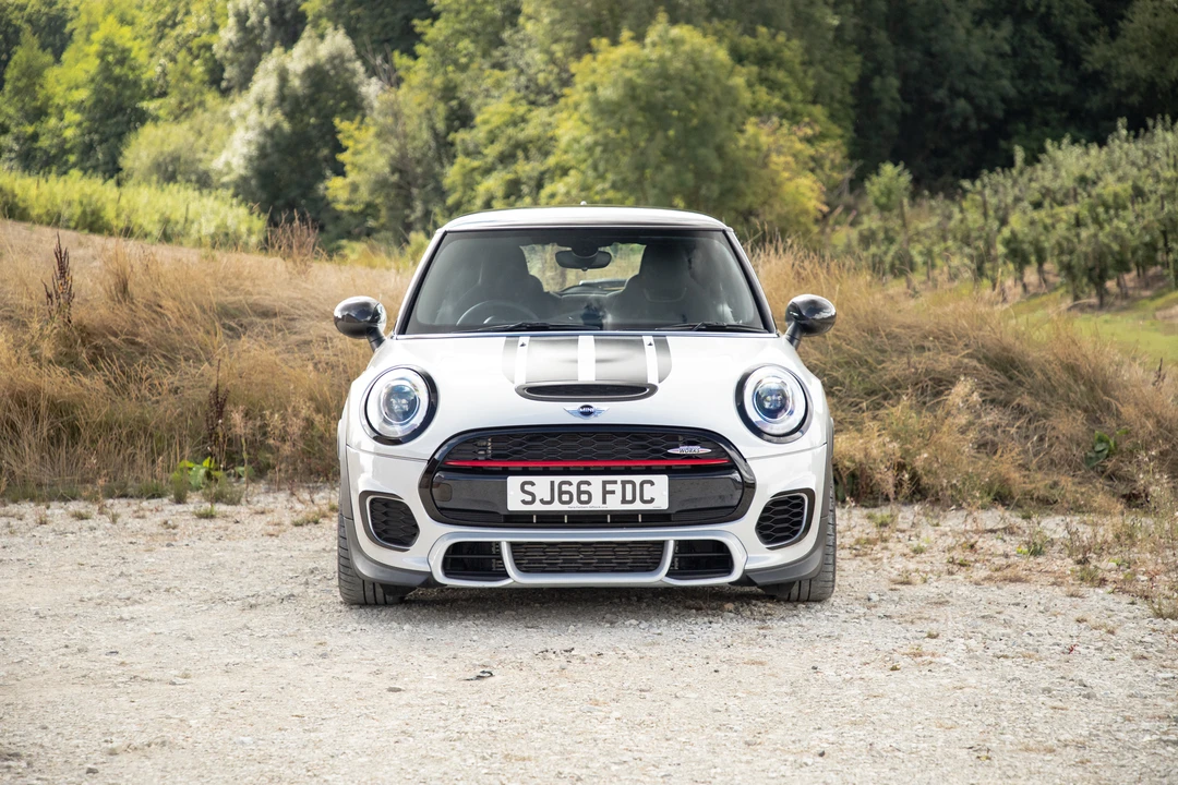 2017 Mini Mini John Cooper Works 3rd Gen - Image 3 of 31