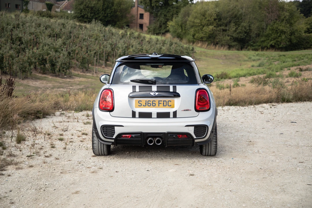 2017 Mini Mini John Cooper Works 3rd Gen - Image 7 of 31