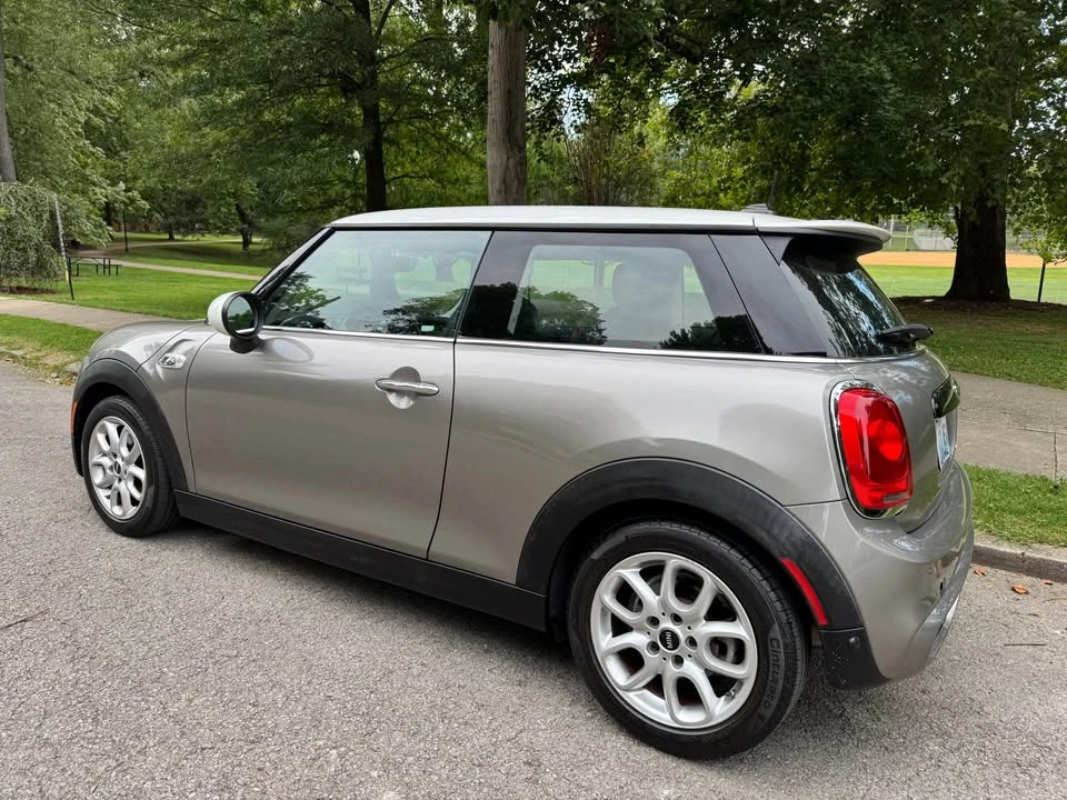 2017 Mini Mini Cooper S 3rd Gen - Image 5 of 17