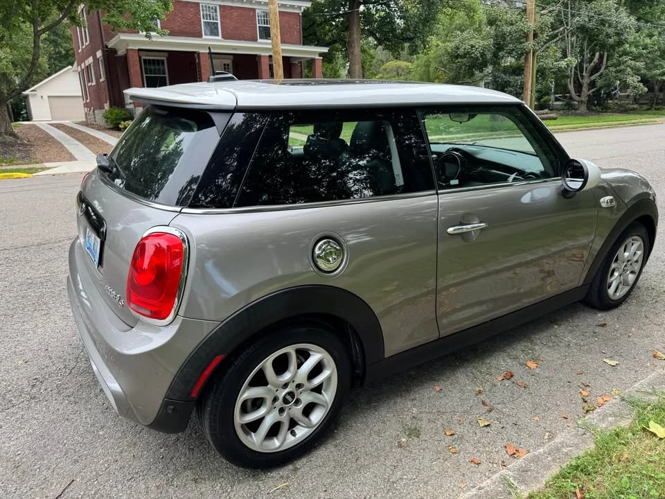 2017 Mini Mini Cooper S 3rd Gen - Image 8 of 17