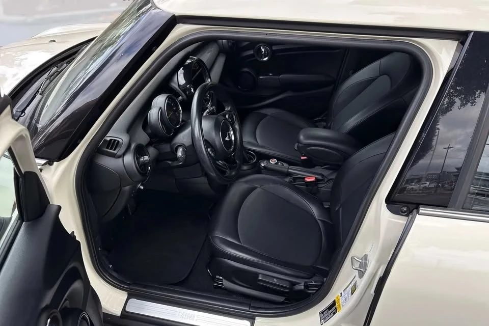 2017 Mini Mini 3rd Gen - Image 10 of 18