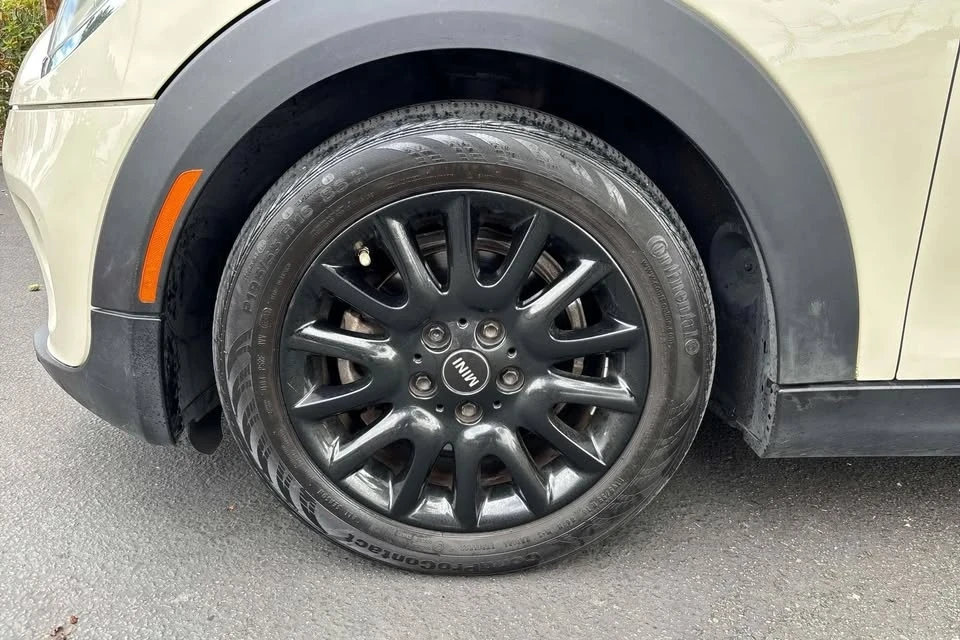 2017 Mini Mini 3rd Gen - Image 7 of 18