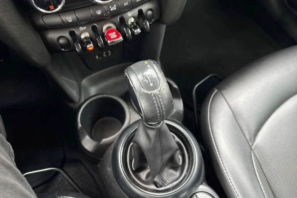 2017 Mini Mini 3rd Gen - Image 14 of 18