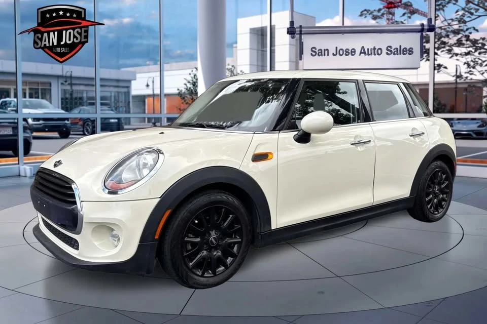 2017 Mini Mini 3rd Gen - Image 2 of 18