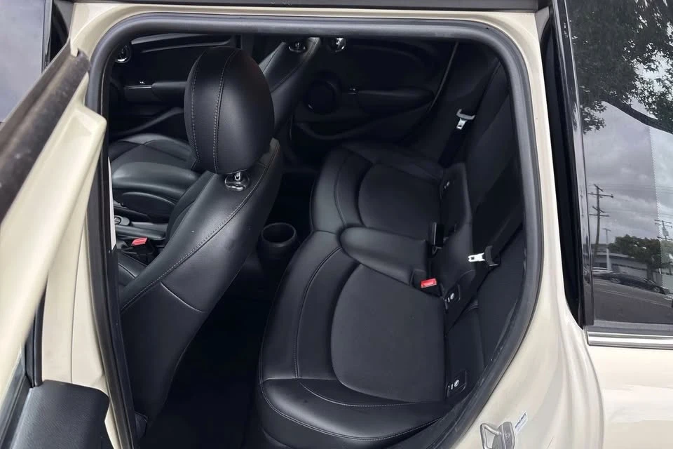 2017 Mini Mini 3rd Gen - Image 11 of 18
