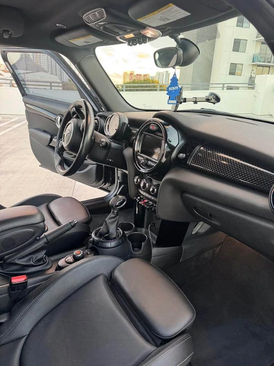 2017 Mini Mini Cooper S 3rd Gen - Image 6 of 10