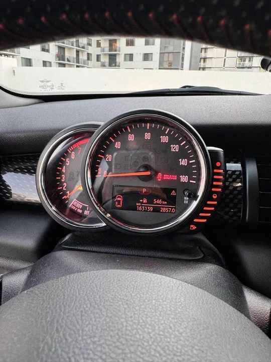 2017 Mini Mini Cooper S 3rd Gen - Image 8 of 10