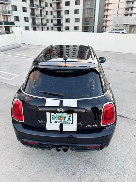 2017 Mini Mini Cooper S 3rd Gen - Image 4 of 10