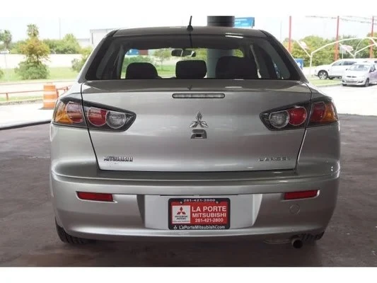 2017 Mitsubishi Lancer 10th Gen - Image 8 of 14