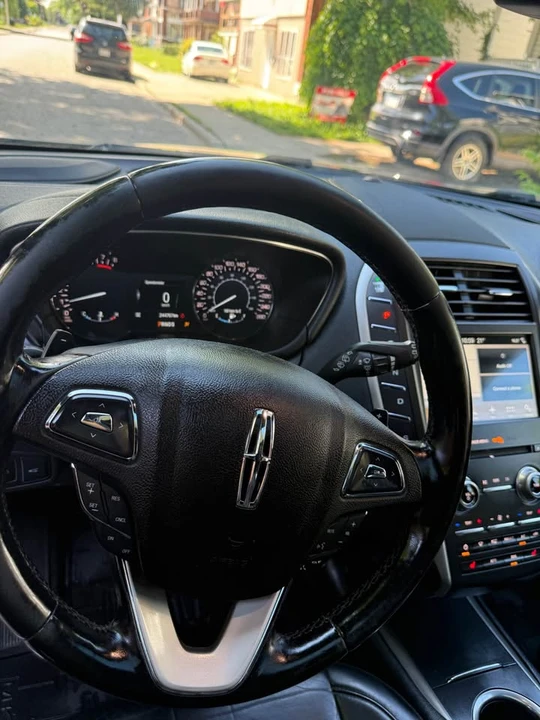 2017 Lincoln MKC - Image 7 of 10
