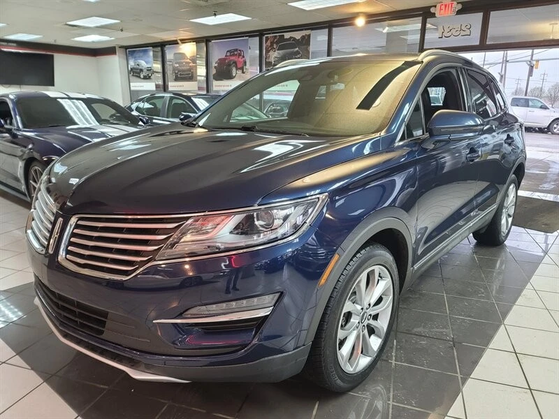 2017 Lincoln MKC - Image 2 of 4