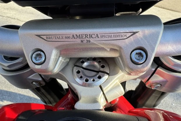 2017 MV Agusta Brutale - Image 5 of 7
