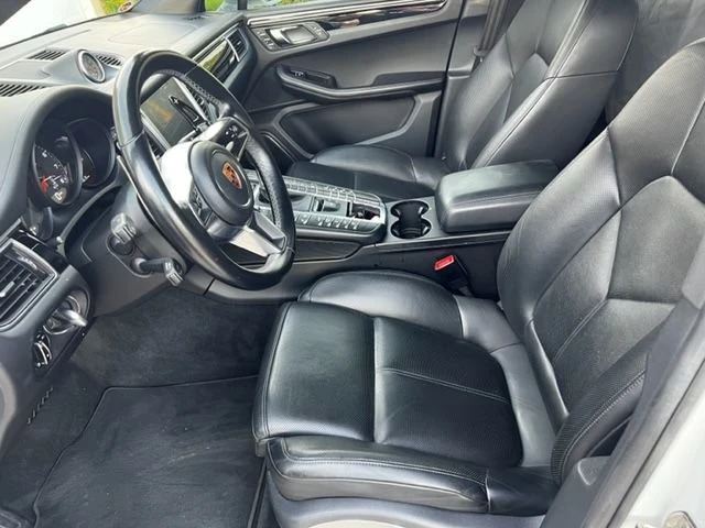 2017 Porsche Macan GTS - Image 17 of 21
