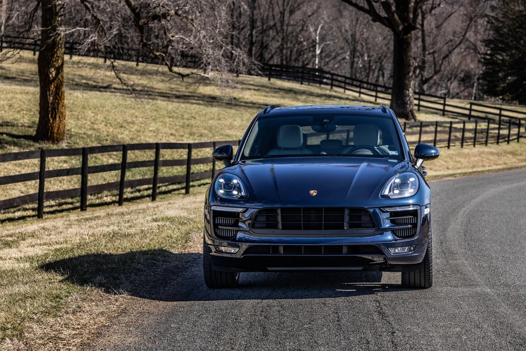 2017 Porsche Macan GTS - Image 3 of 21