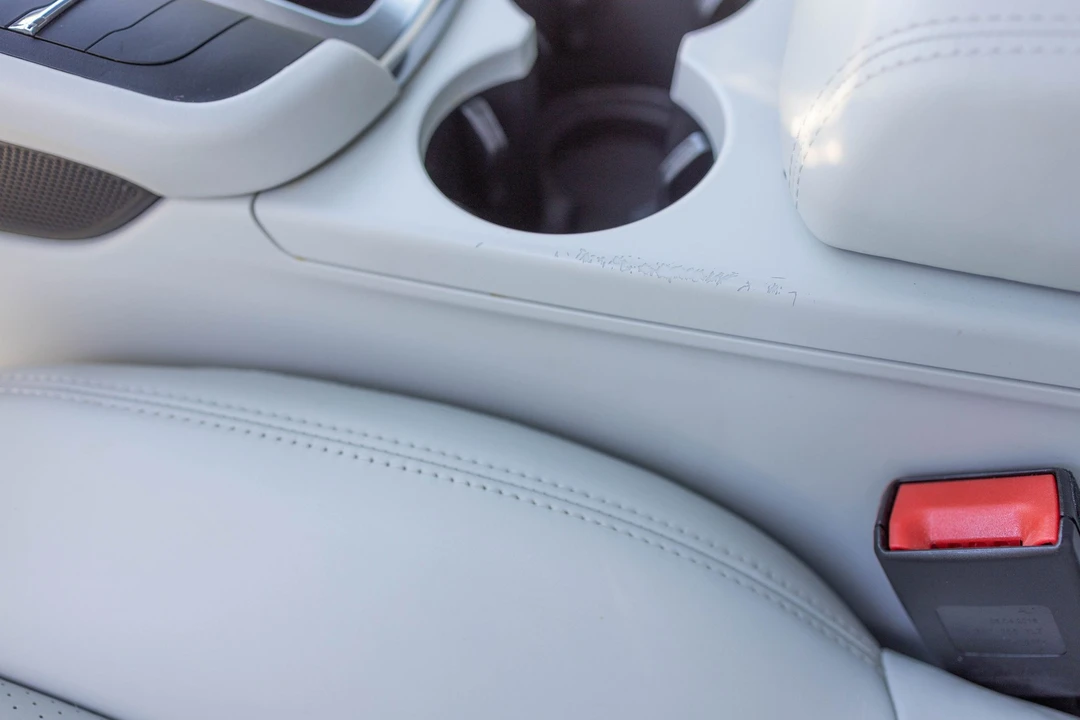 2017 Porsche Macan GTS - Image 18 of 21