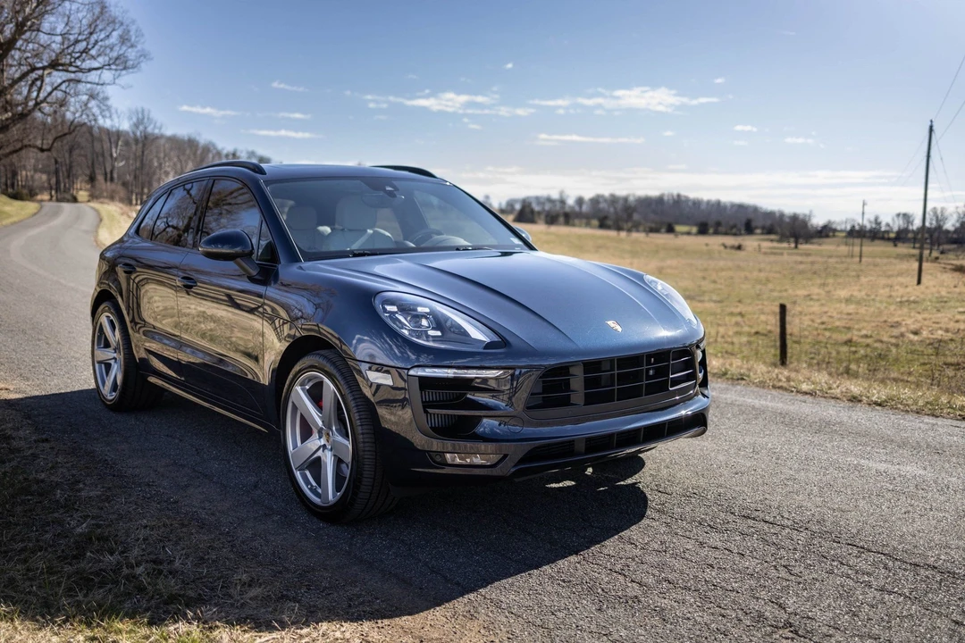 2017 Porsche Macan GTS - Image 18 of 20