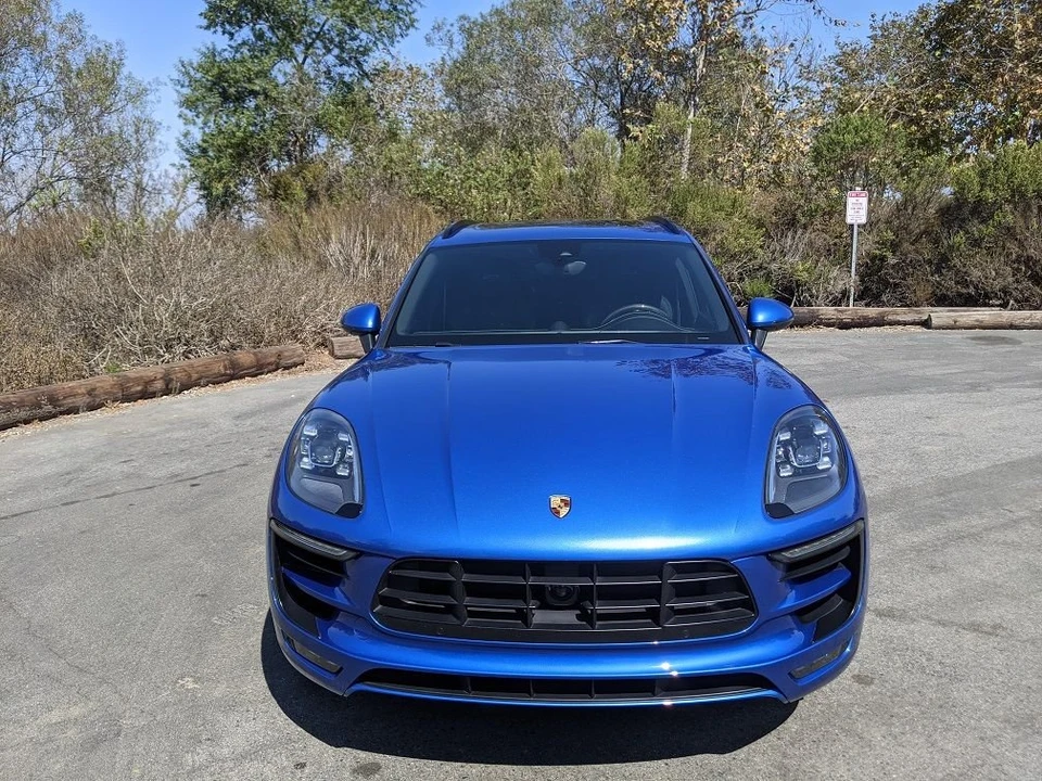 2017 Porsche Macan GTS - Image 2 of 31