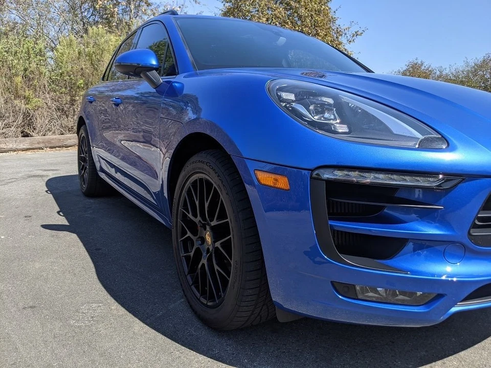 2017 Porsche Macan GTS - Image 9 of 31