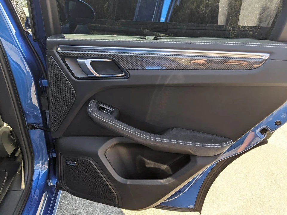 2017 Porsche Macan GTS - Image 23 of 31