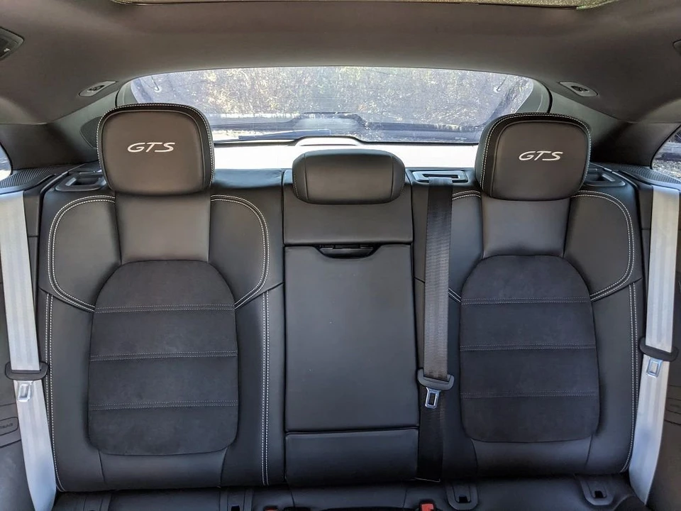2017 Porsche Macan GTS - Image 28 of 31