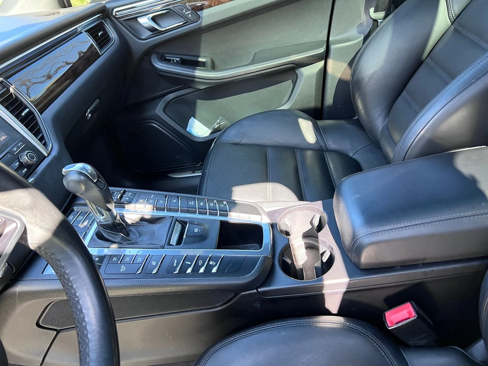 2017 Porsche Macan GTS - Image 5 of 22