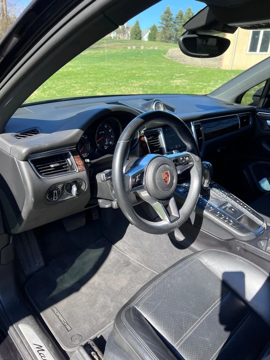 2017 Porsche Macan GTS - Image 8 of 22