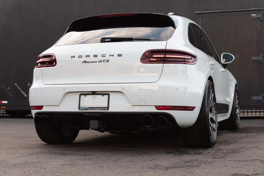 2017 Porsche Macan GTS - Image 12 of 31