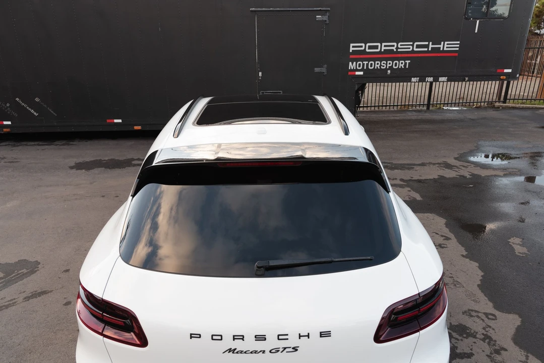 2017 Porsche Macan GTS - Image 26 of 31